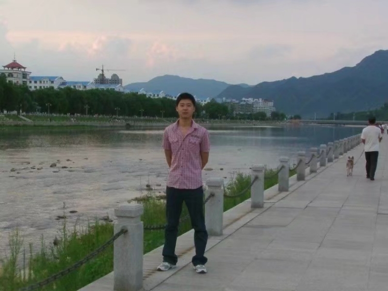 王王的第一张照片--南京相亲服务中心