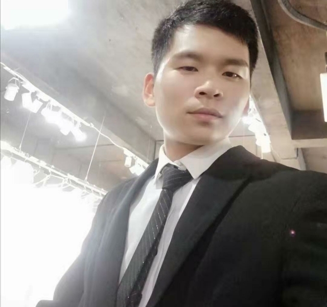 凌晨三点三分的第二张照片--南京相亲服务中心