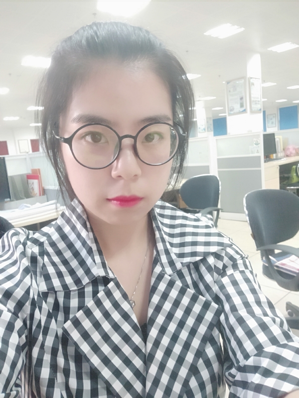 莹莹的第一张照片--南京相亲服务中心