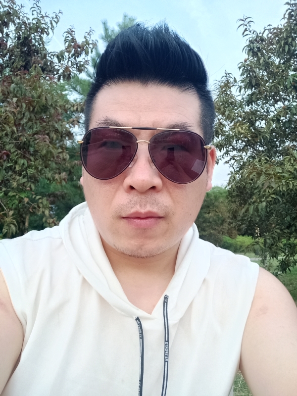 等风来的第二张照片--南京相亲服务中心