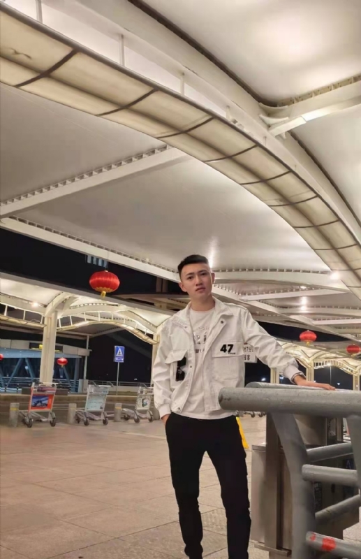 猕猴的第一张照片--南京相亲服务中心