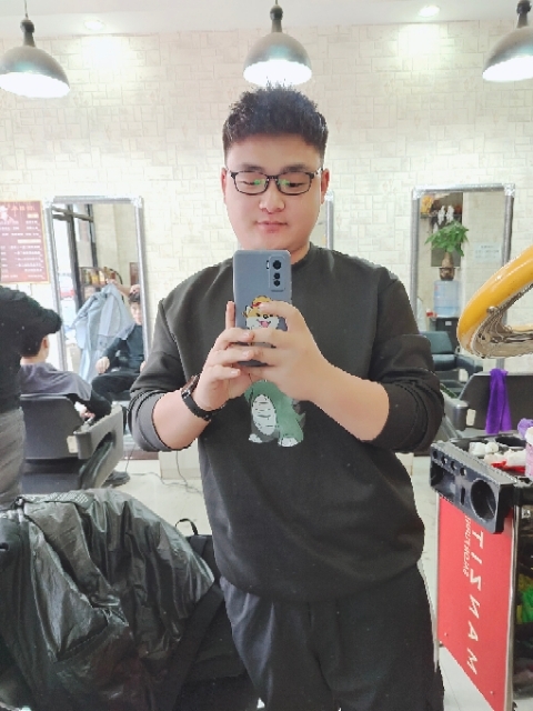 不吃香菜的第一张照片--南京相亲服务中心