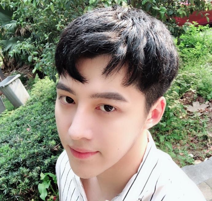 alading的第一张照片--南京相亲服务中心