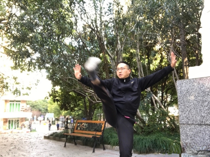 自故深情好受伤的第三张照片--南京相亲服务中心