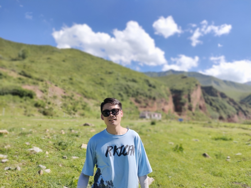 祁三岁的第一张照片--南京相亲服务中心