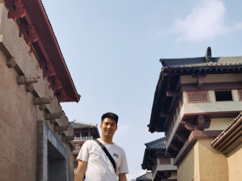 咸鱼不闲的第二张照片--南京相亲服务中心