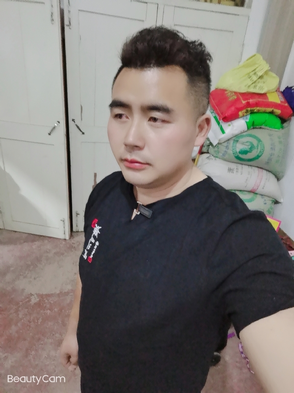 阿杰的第一张照片--南京相亲服务中心