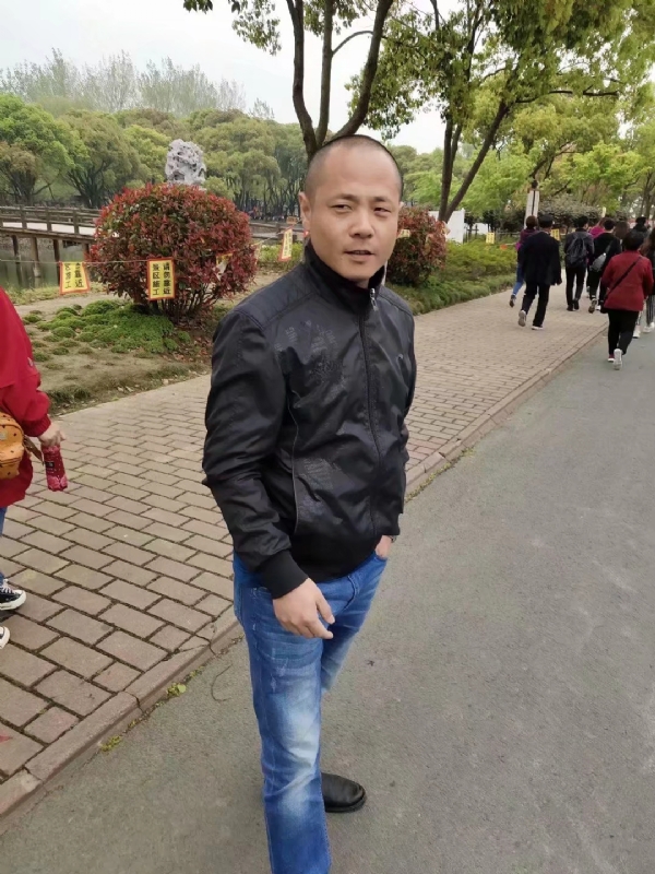 傻子的第一张照片--南京相亲服务中心