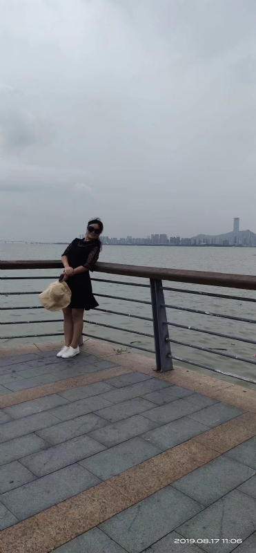 清秋的第一张照片--南京相亲服务中心