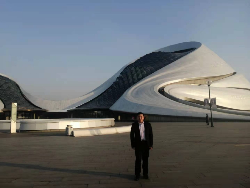 荣荣的第一张照片--南京相亲服务中心