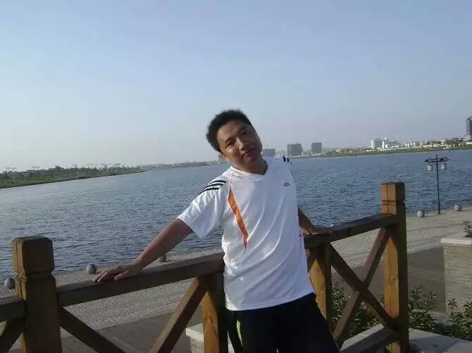 才乡痴情的第二张照片--南京相亲服务中心