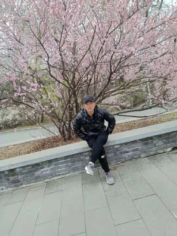 寻找幸福的第一张照片--南京相亲服务中心