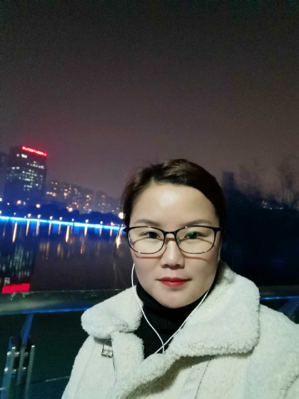 小英的第一张照片--南京相亲服务中心