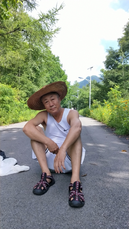 真诚寻伴的第一张照片--南京相亲服务中心