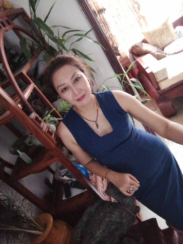 1975珠砂痣的第二张照片--南京相亲服务中心