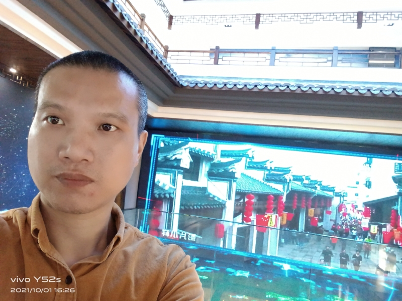 云中漫步的第一张照片--南京相亲服务中心