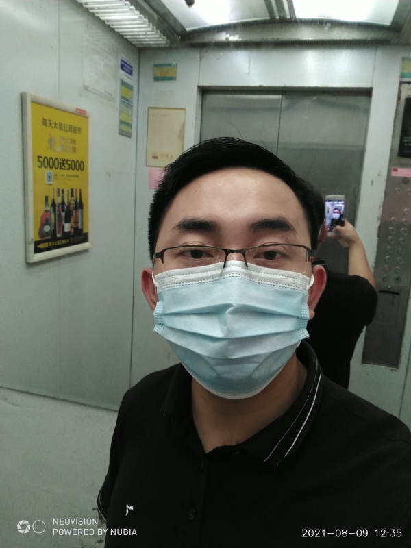 宅男遇上爱的第一张照片--南京相亲服务中心