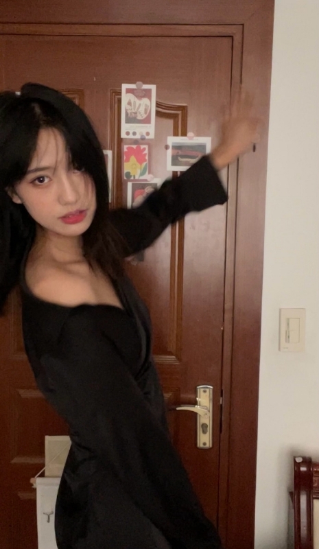 李美嘉的第三张照片--南京相亲服务中心