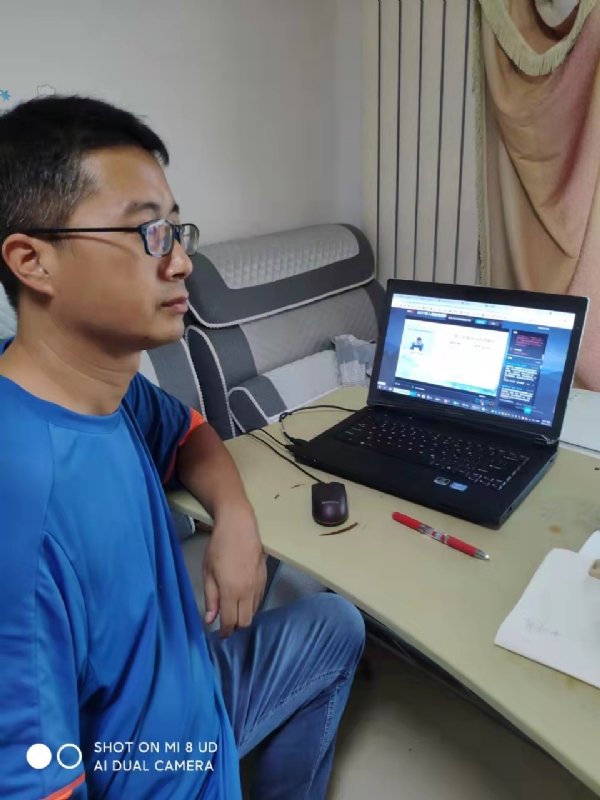 高锰酸钾的紫的第一张照片--南京相亲服务中心