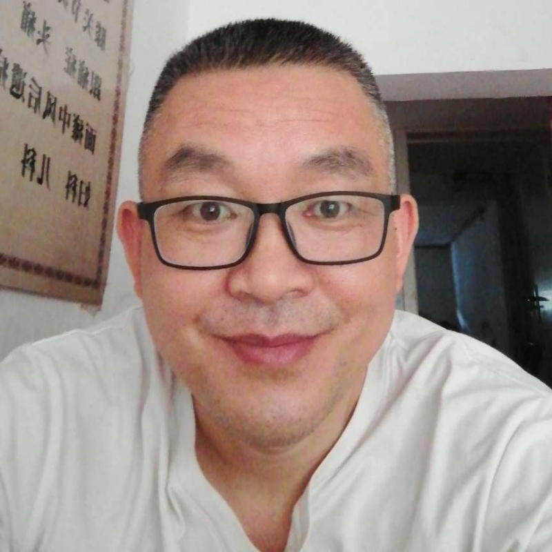 你好美女在吗的第一张照片--南京相亲服务中心