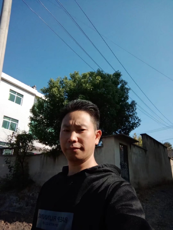 寻缘中的第二张照片--南京相亲服务中心