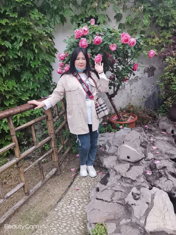 乖乖一女的第三张照片--南京相亲服务中心