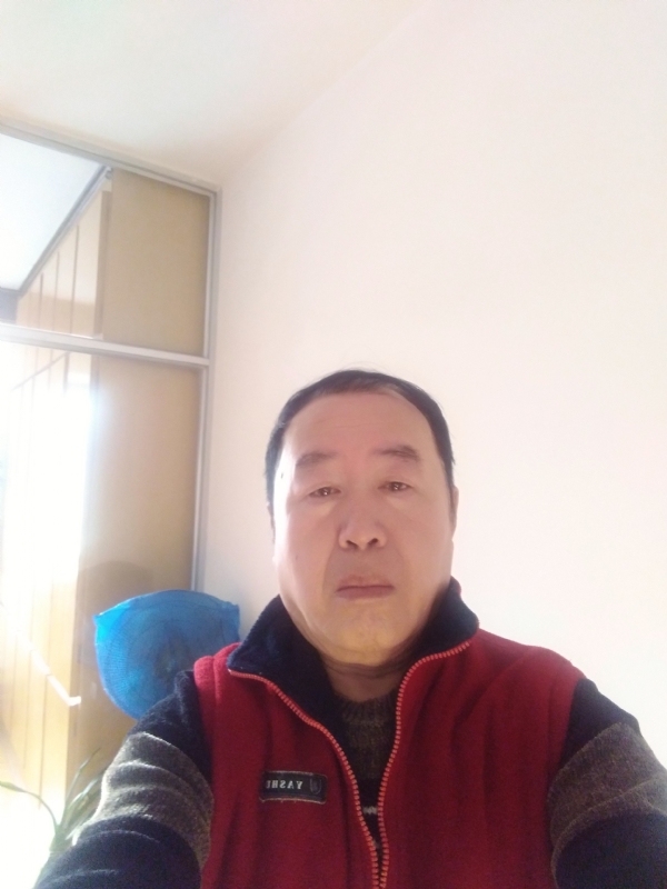 快乐的第一张照片--南京相亲服务中心