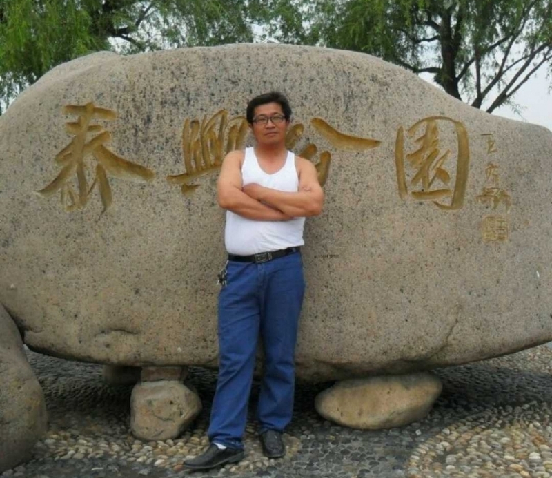 黑哥的第一张照片--南京相亲服务中心