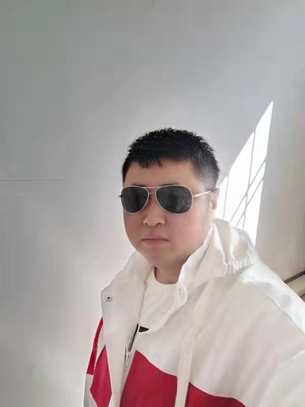 大漠叔叔的第一张照片--南京相亲服务中心