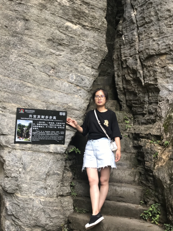 凭实力单身的第一张照片--南京相亲服务中心