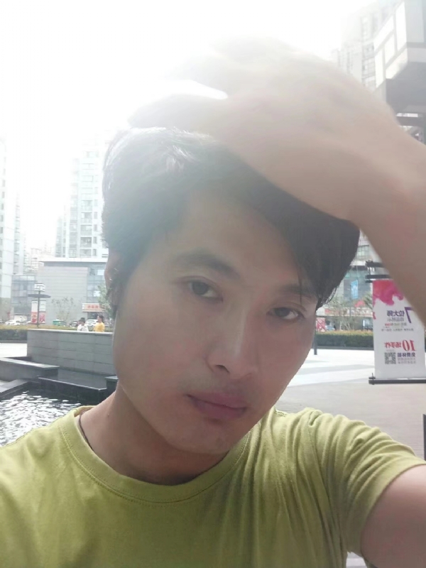 钢铁侠的第一张照片--南京相亲服务中心