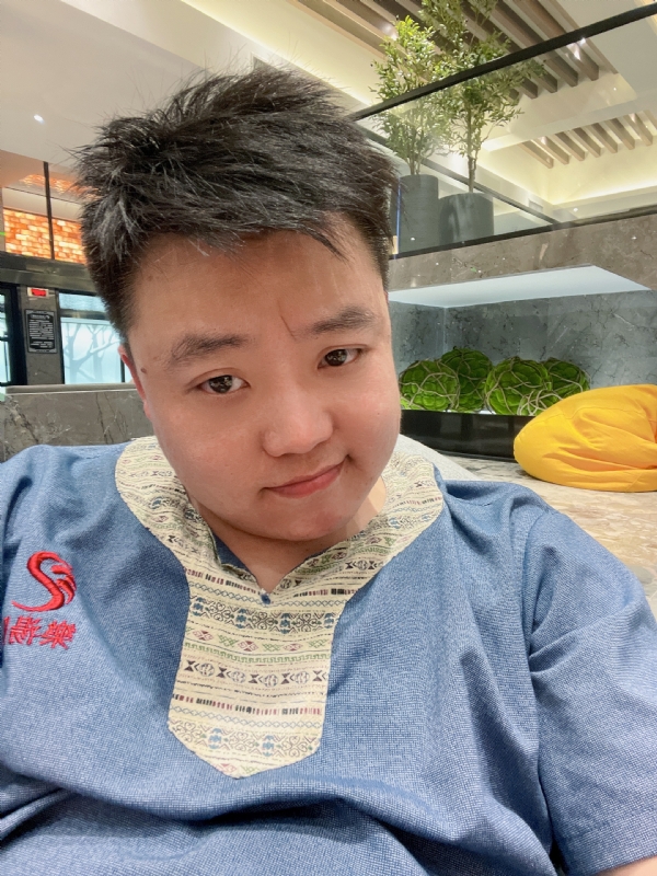 小恶魔的第二张照片--南京相亲服务中心