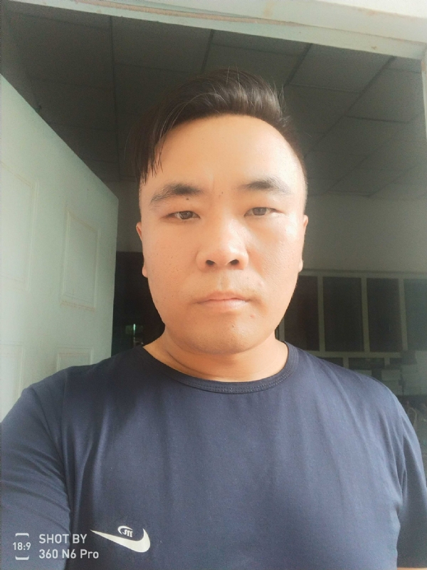 云的第二张照片--南京相亲服务中心