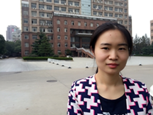 女儿征婚的第一张照片--南京相亲服务中心