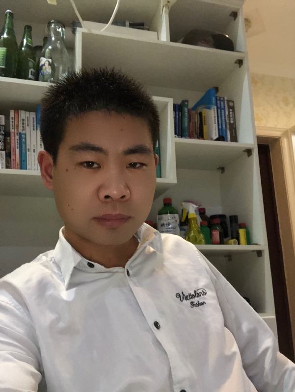 取经年的第二张照片--南京相亲服务中心