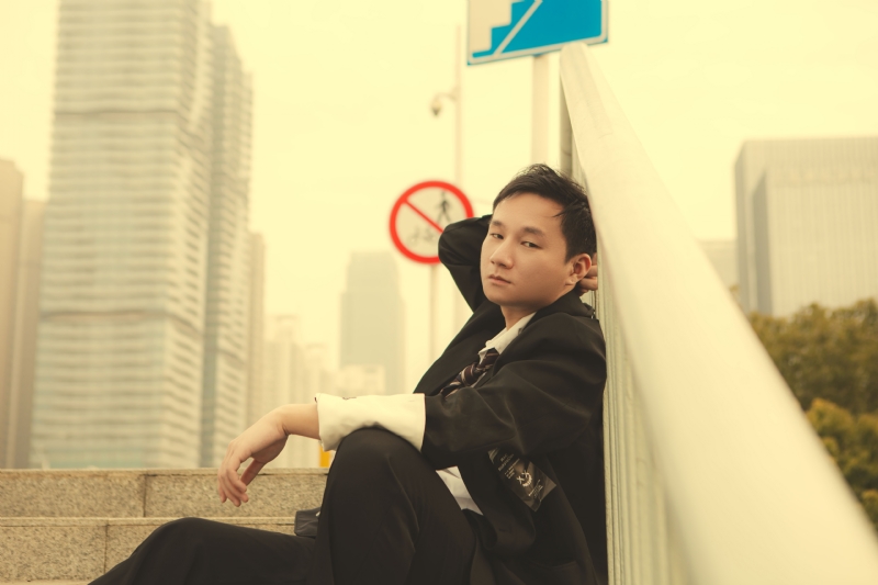 不负韶华的第一张照片--南京相亲服务中心