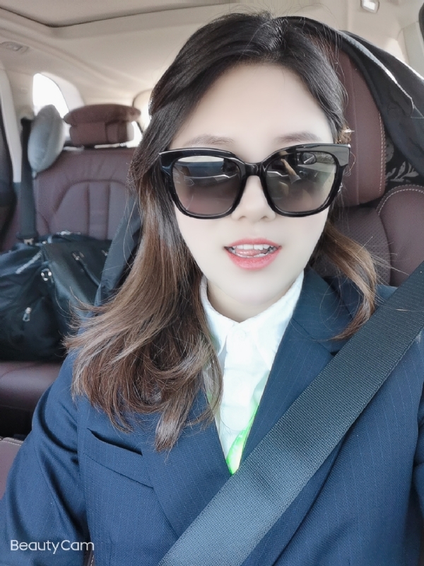 湖南妹子在深圳的第二张照片--南京相亲服务中心