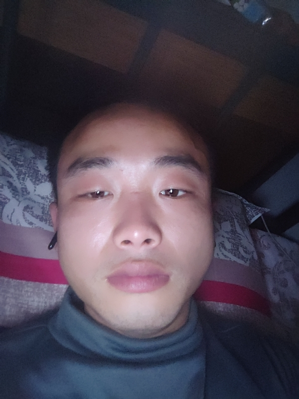 偏爱的第一张照片--南京相亲服务中心