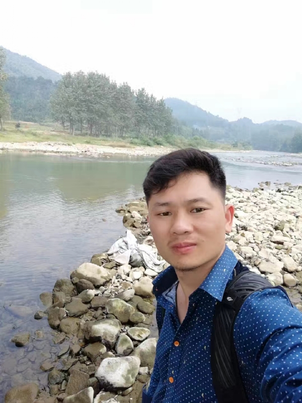 未来可期的第一张照片--南京相亲服务中心