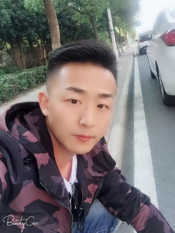 归心的第二张照片--南京相亲服务中心