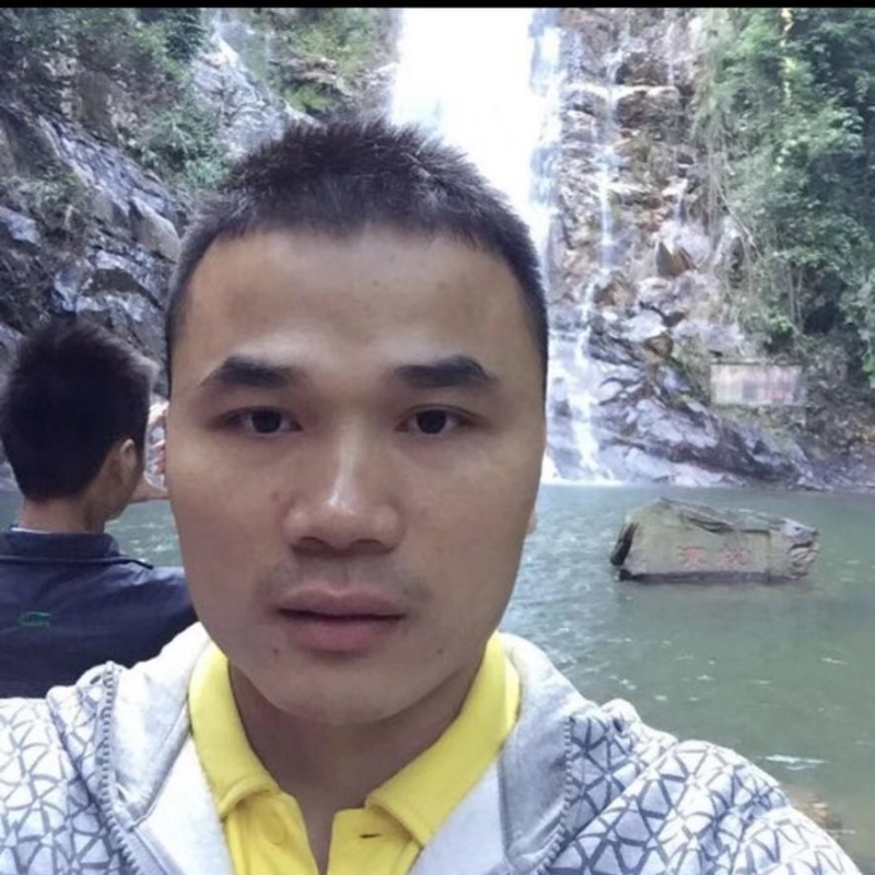 老梁的第一张照片--南京相亲服务中心