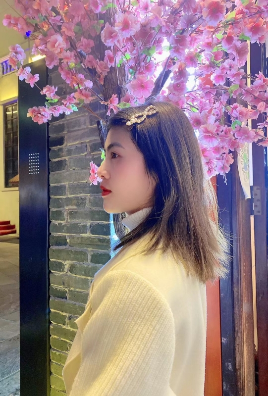 大眼妹的第一张照片--南京相亲服务中心