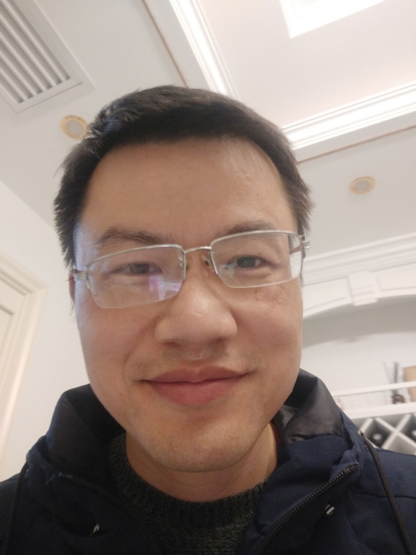 翔翔的第一张照片--南京相亲服务中心