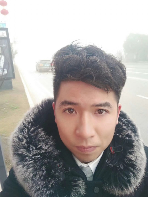 开心快乐每一天的第一张照片--南京相亲服务中心