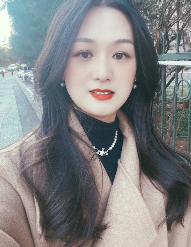 盧盈穎的第一张照片--南京相亲服务中心