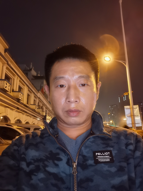 偷偷说的第一张照片--南京相亲服务中心