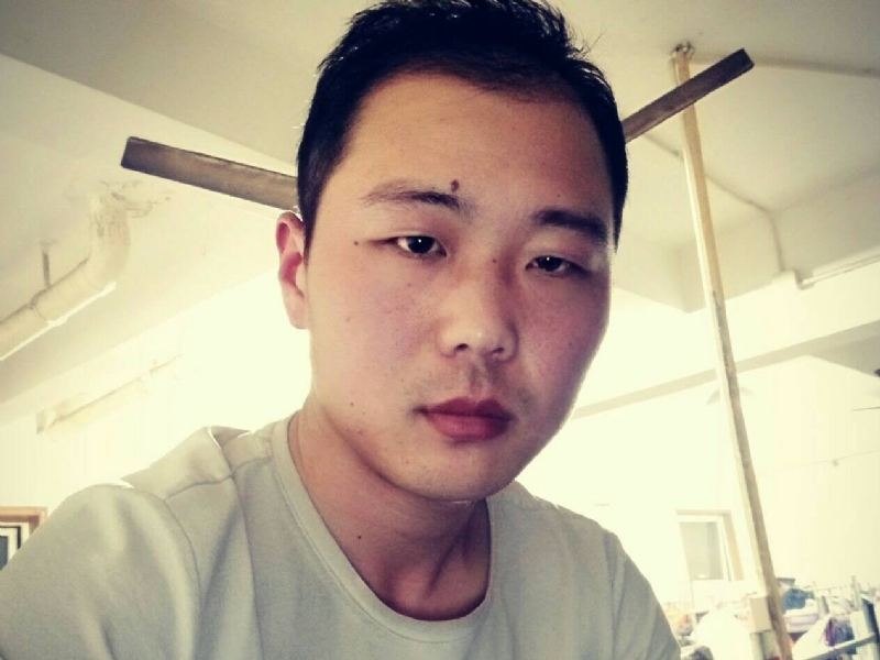 听听那冷雨的第一张照片--南京相亲服务中心