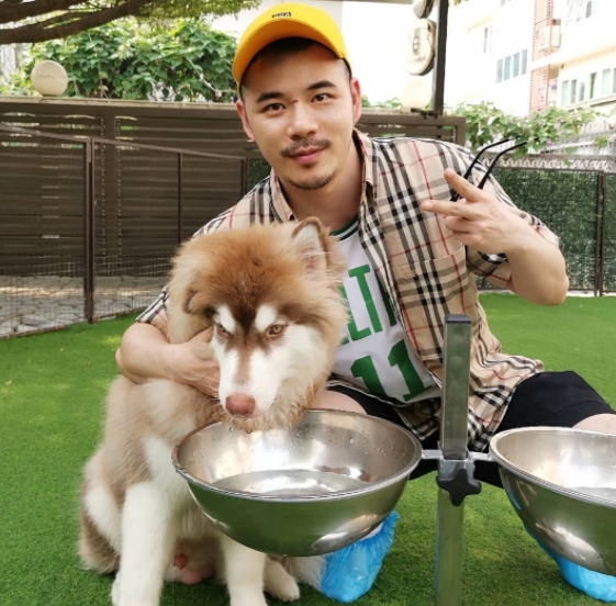 坚持的第一张照片--南京相亲服务中心