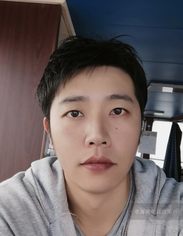 不太帅的男人的第一张照片--南京相亲服务中心