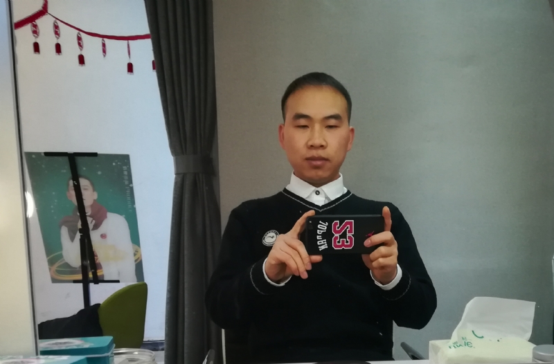 恬淡的第一张照片--南京相亲服务中心